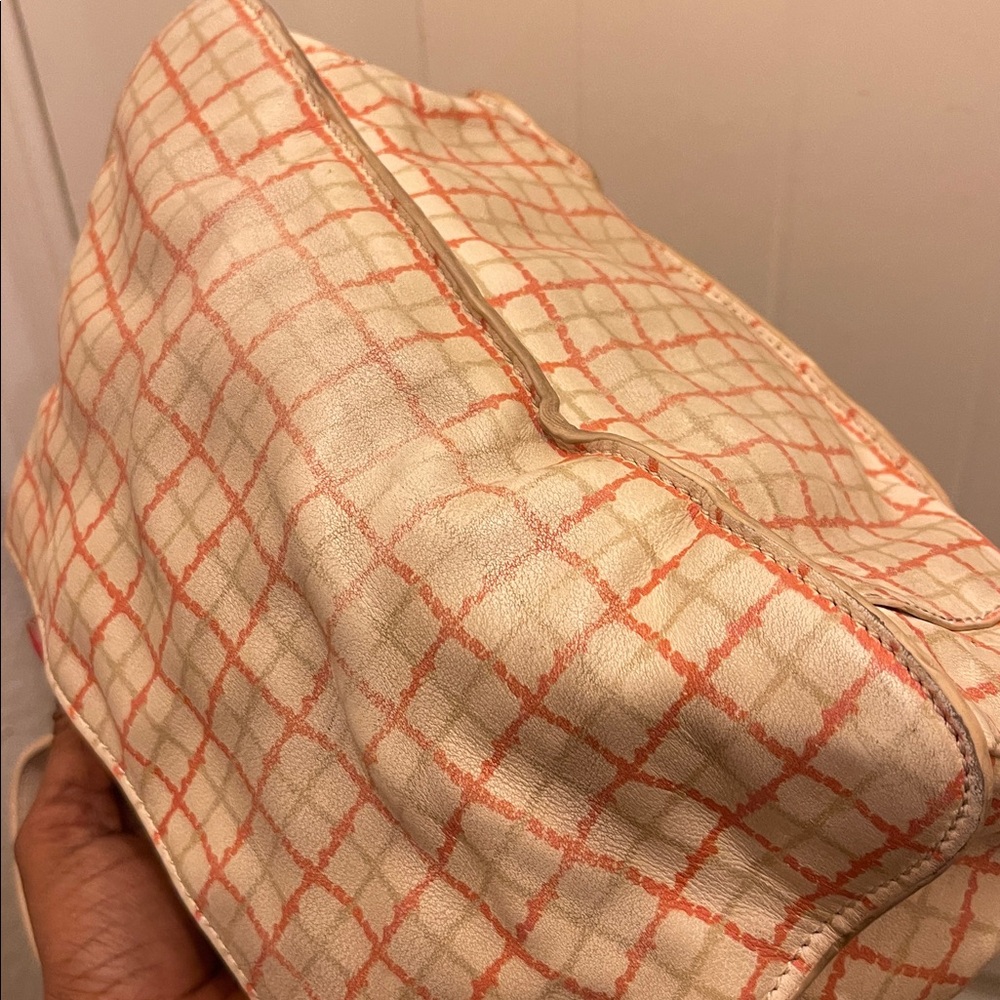 Tory Burch please check all picture of condition - Picture 9 of 17
